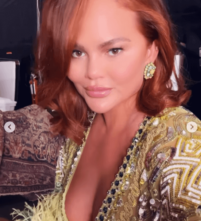 Chrissy Teigen hair trends