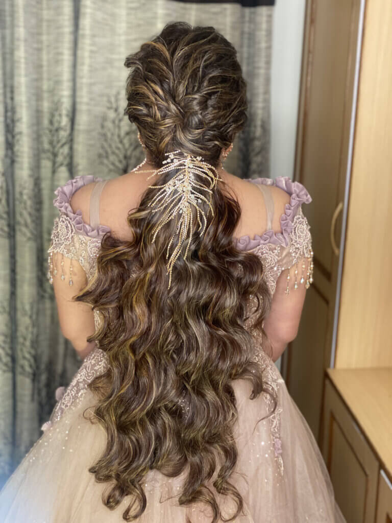 Messy Pony Hairstyles