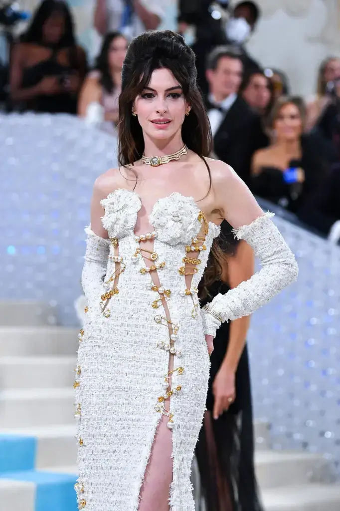 Anne Hathaway