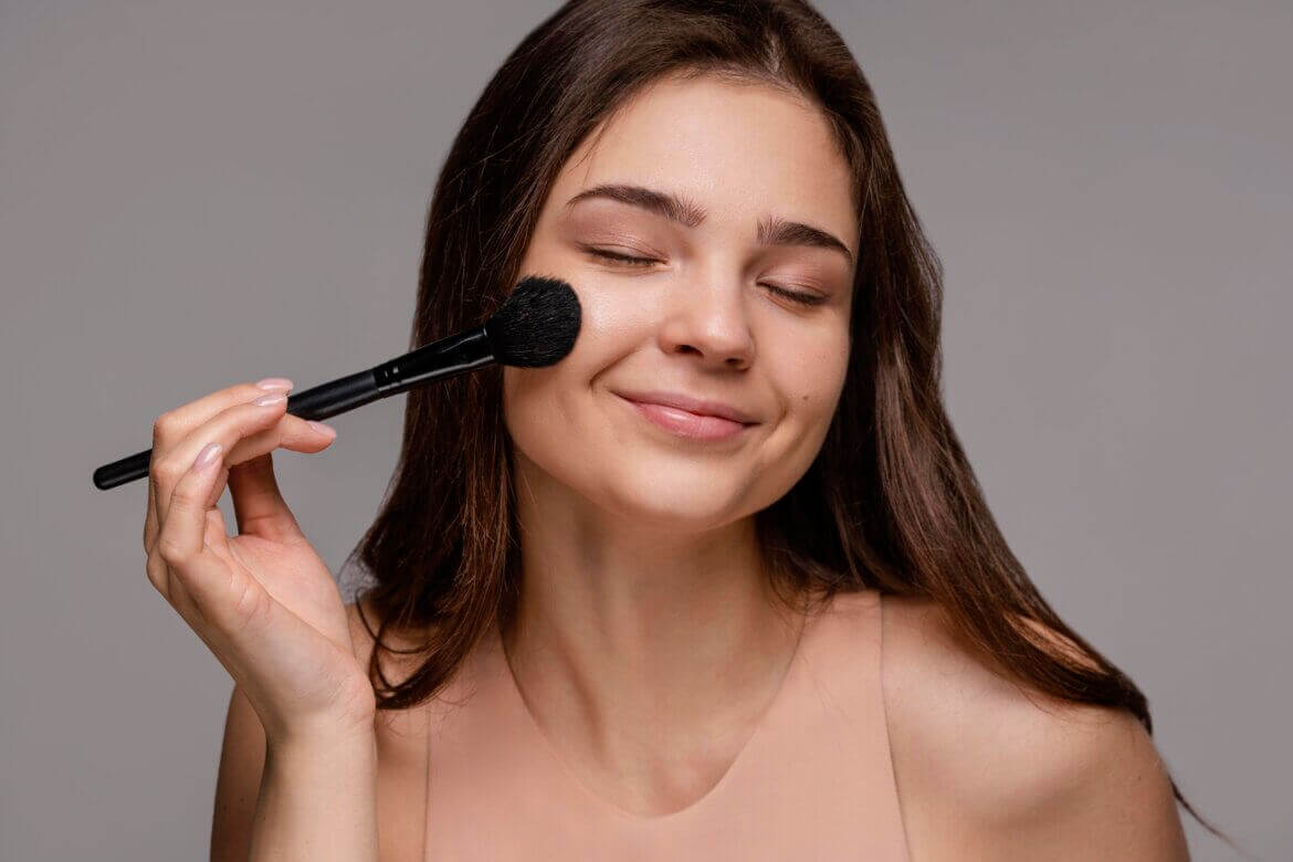 The L-Shaped Blush Hack You Need To Try Immediately