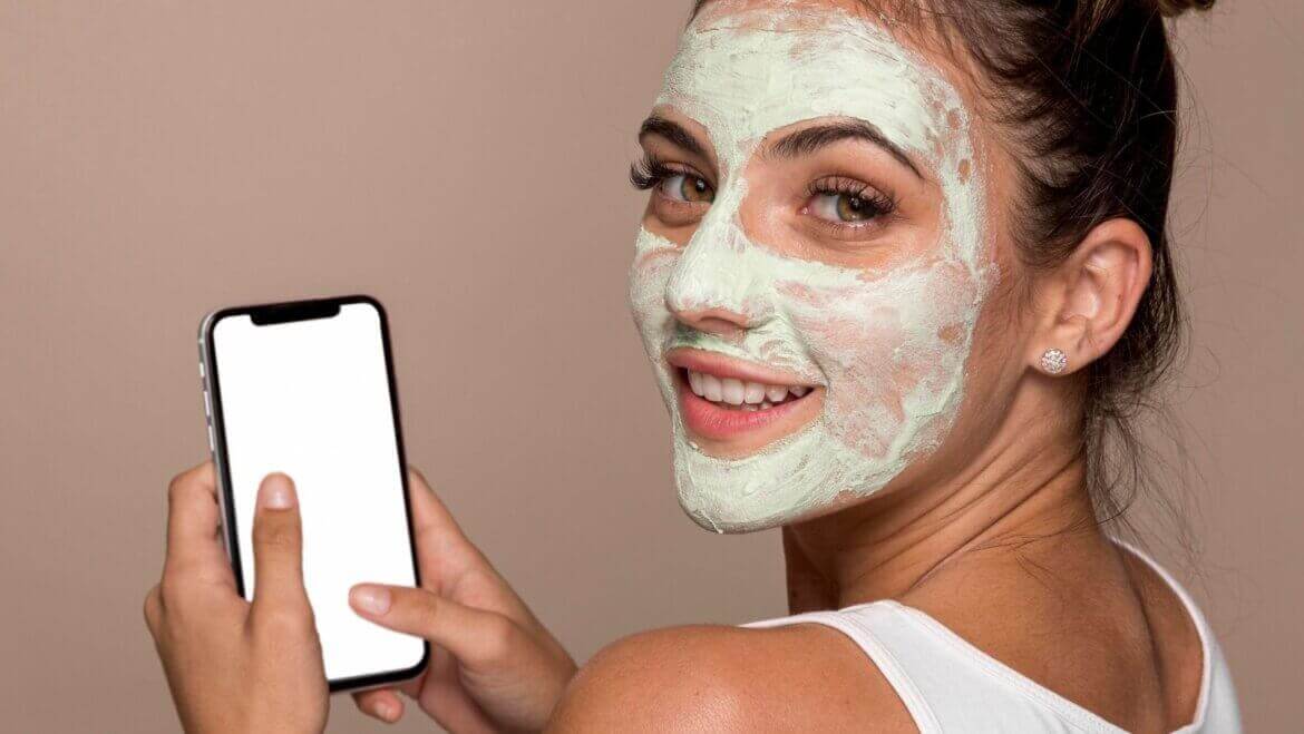 This Digital Detox Day, Make Your Skin Feel Better!