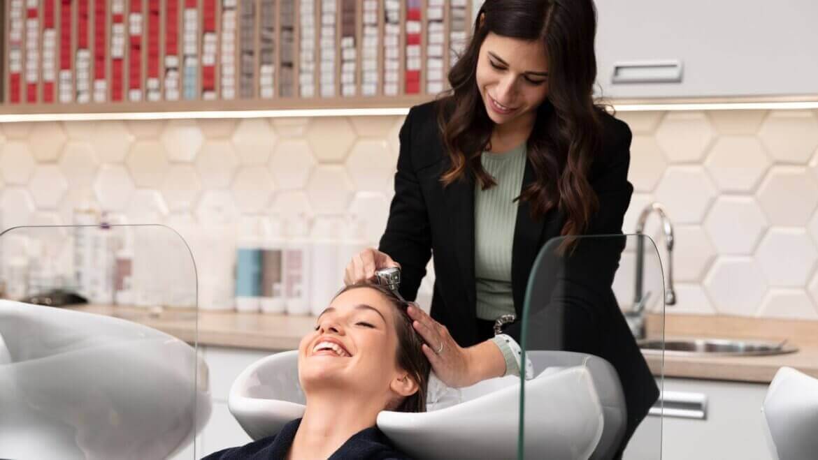 Lakmē Academy Powered by Aptech launches internship program for beauty aspirants